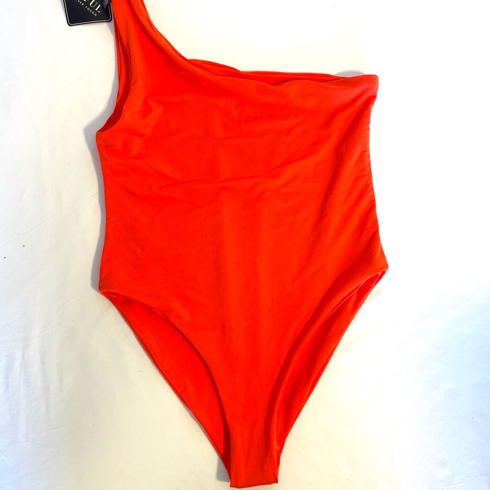 Zaful Vibrant Orange One-Shoulder Swimsuit